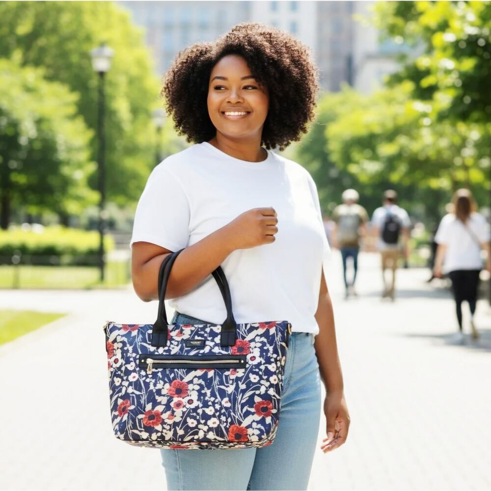 Trina Turk Jardin de Paris Floral Canvas Tote Bag NWT 🌸 - Picture 14 of 14